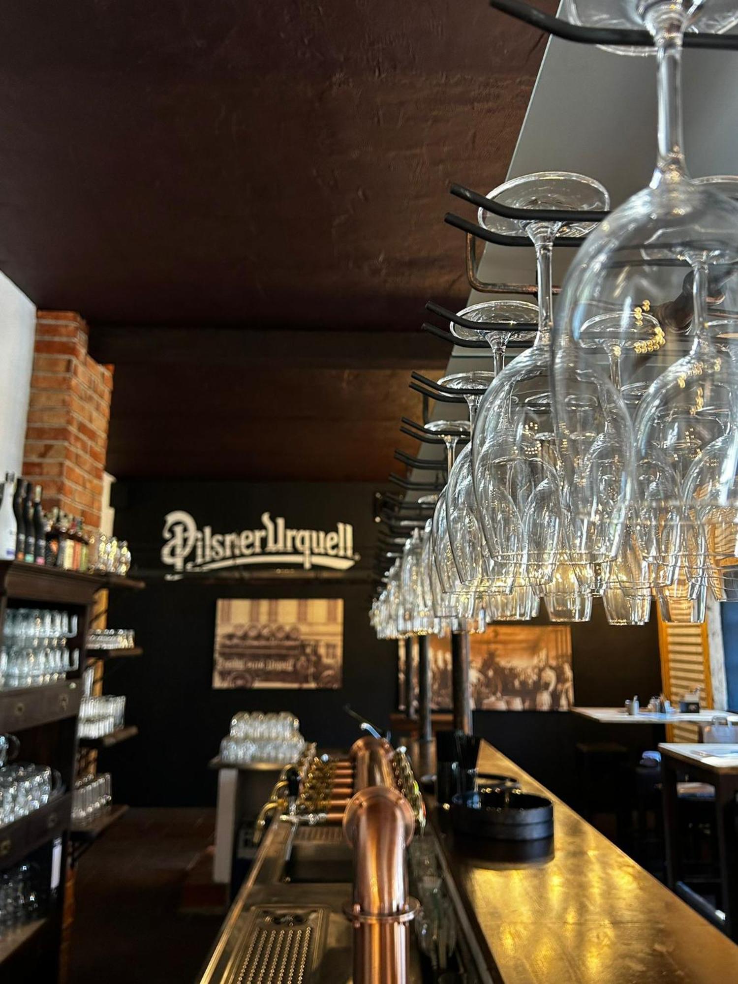 Hotel Plzensky Dvur Frýdek-Místek Buitenkant foto